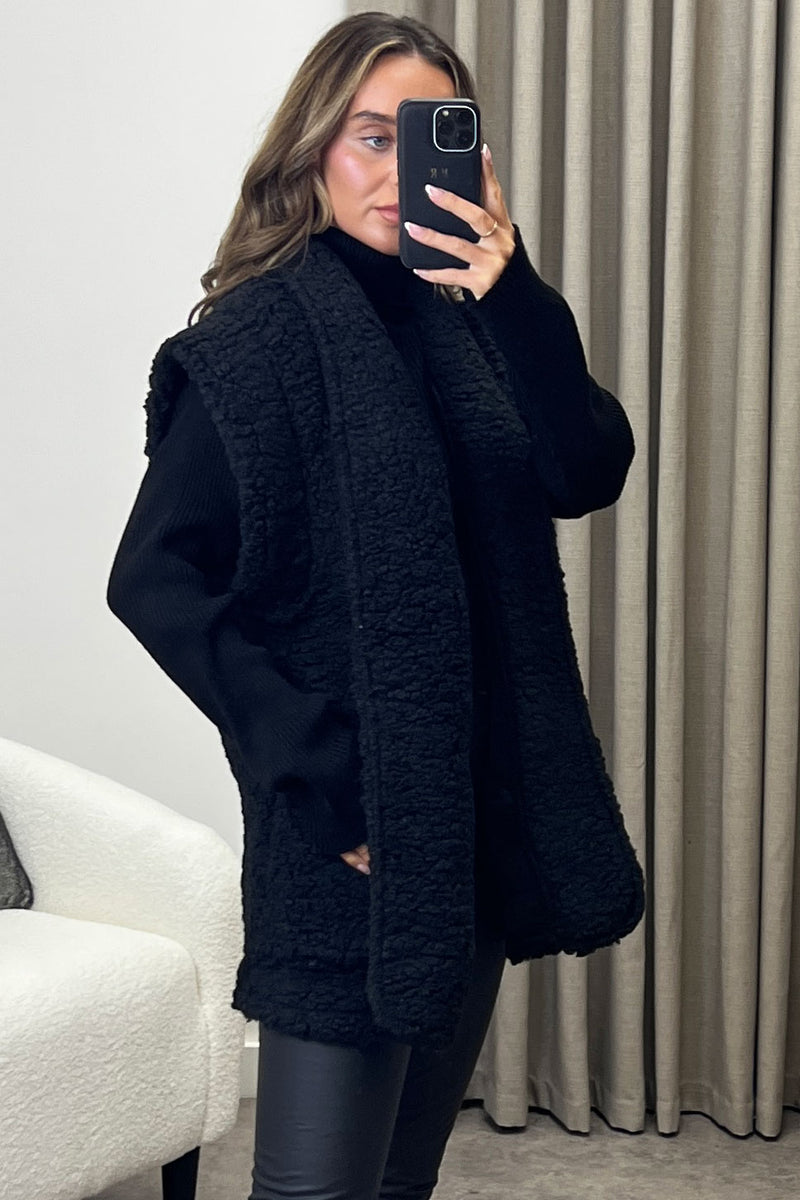 Myleen Black Teddy Faux Fur Gilet LASULA