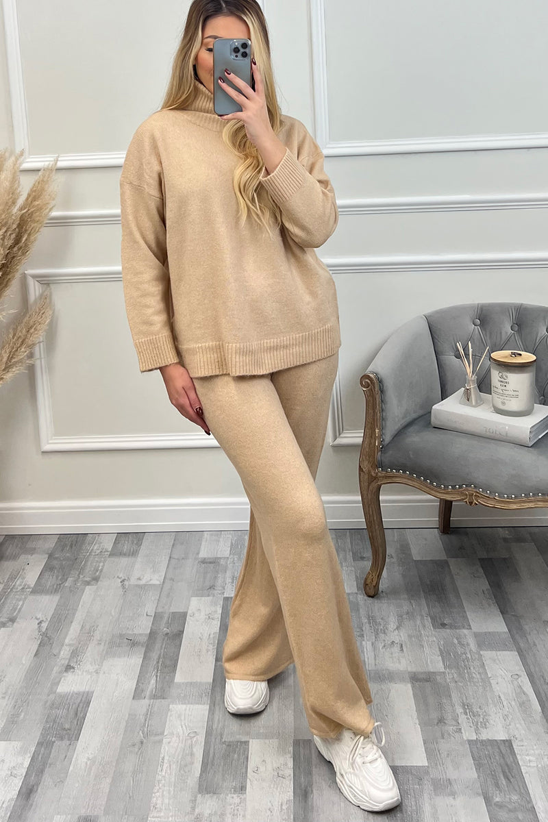 Beige Knitted Loungewear Set